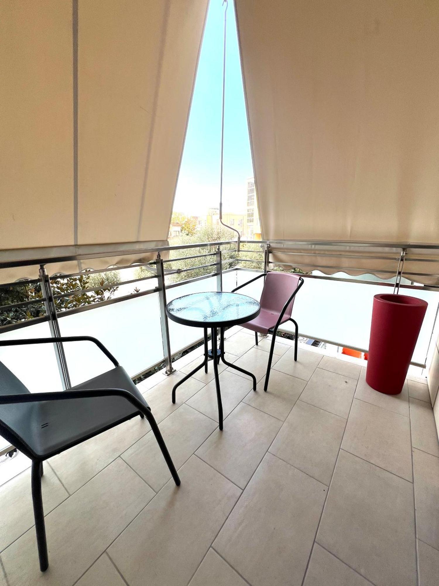 Downtown Grand Comfort Τίρανα Εξωτερικό φωτογραφία
